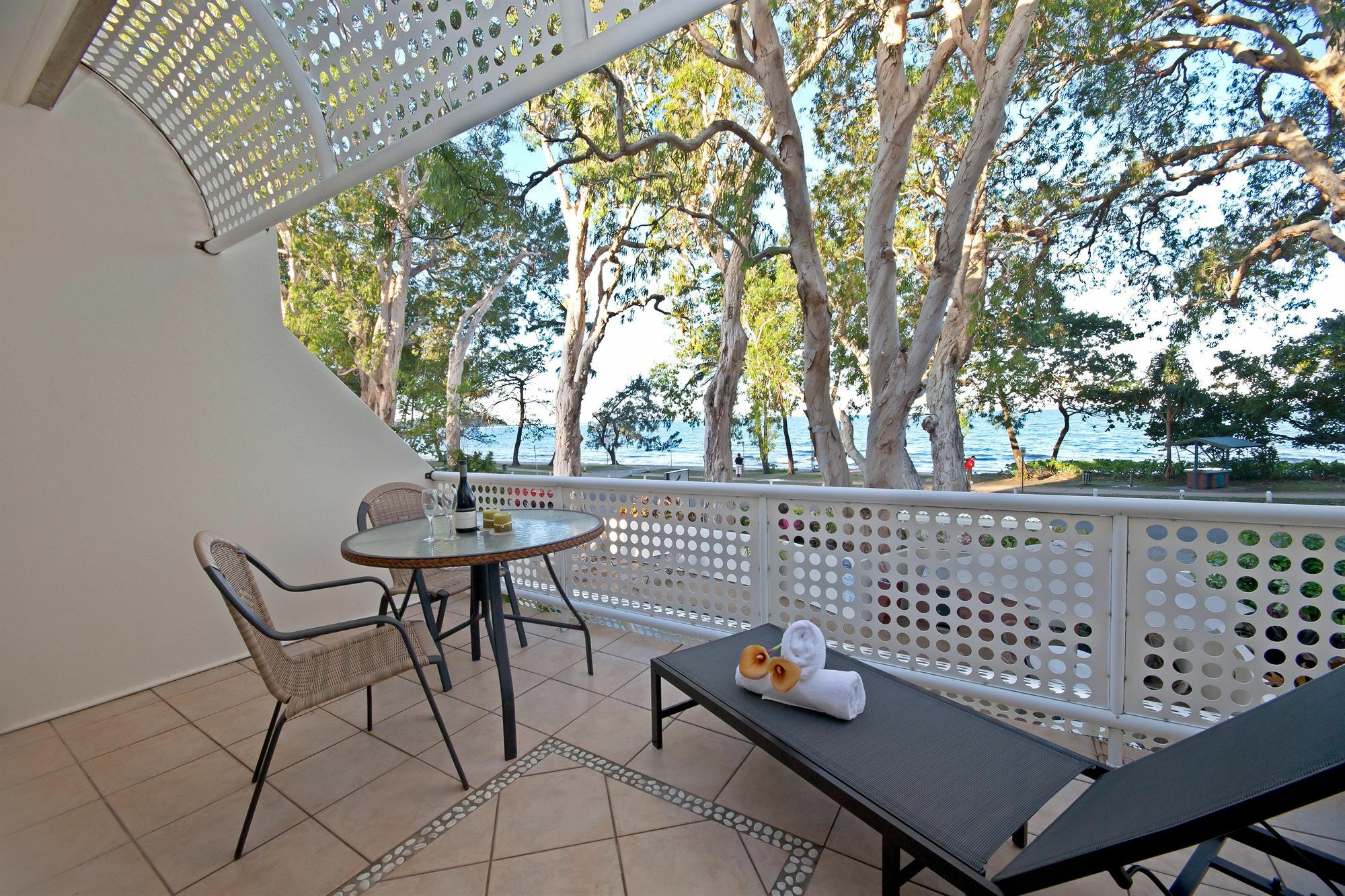 Marlin Waters Beachfront Apartments Palm Cove Exteriér fotografie